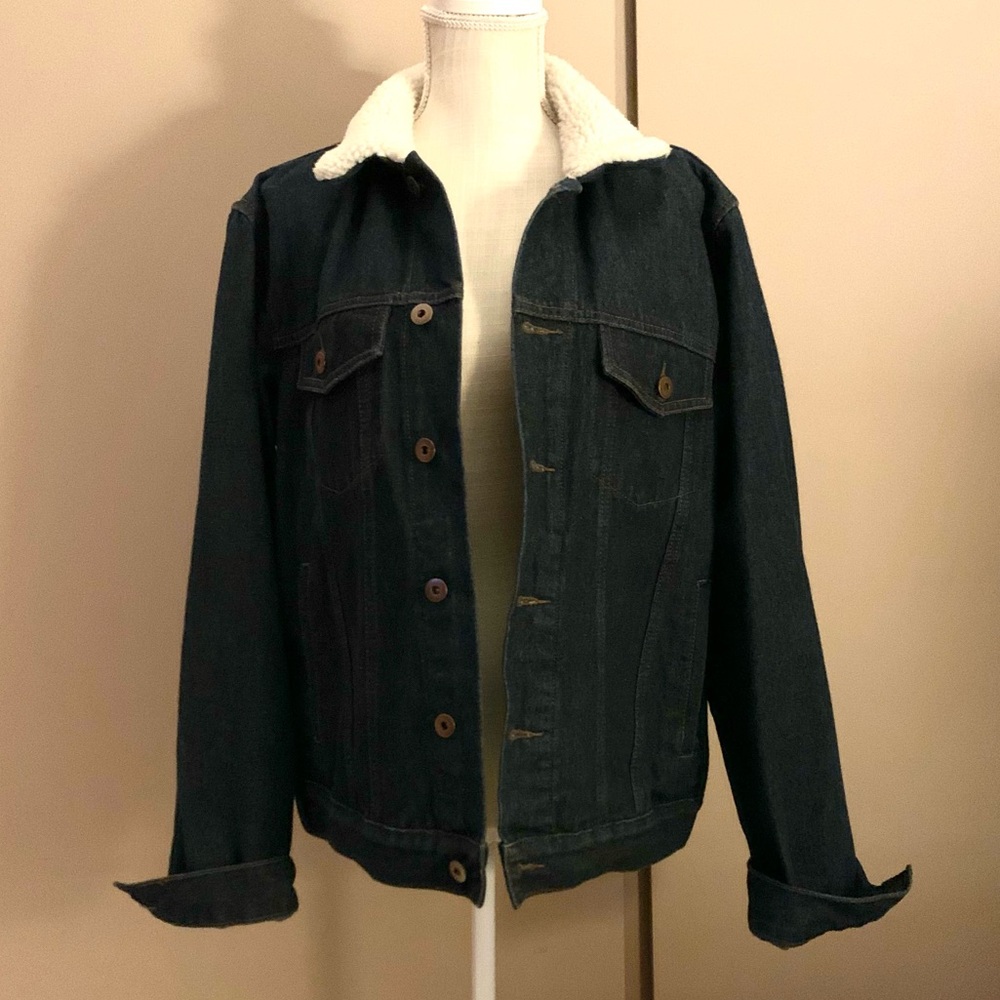 Women's Dark Blue Denim Jacket with Cream Sherpa Collar